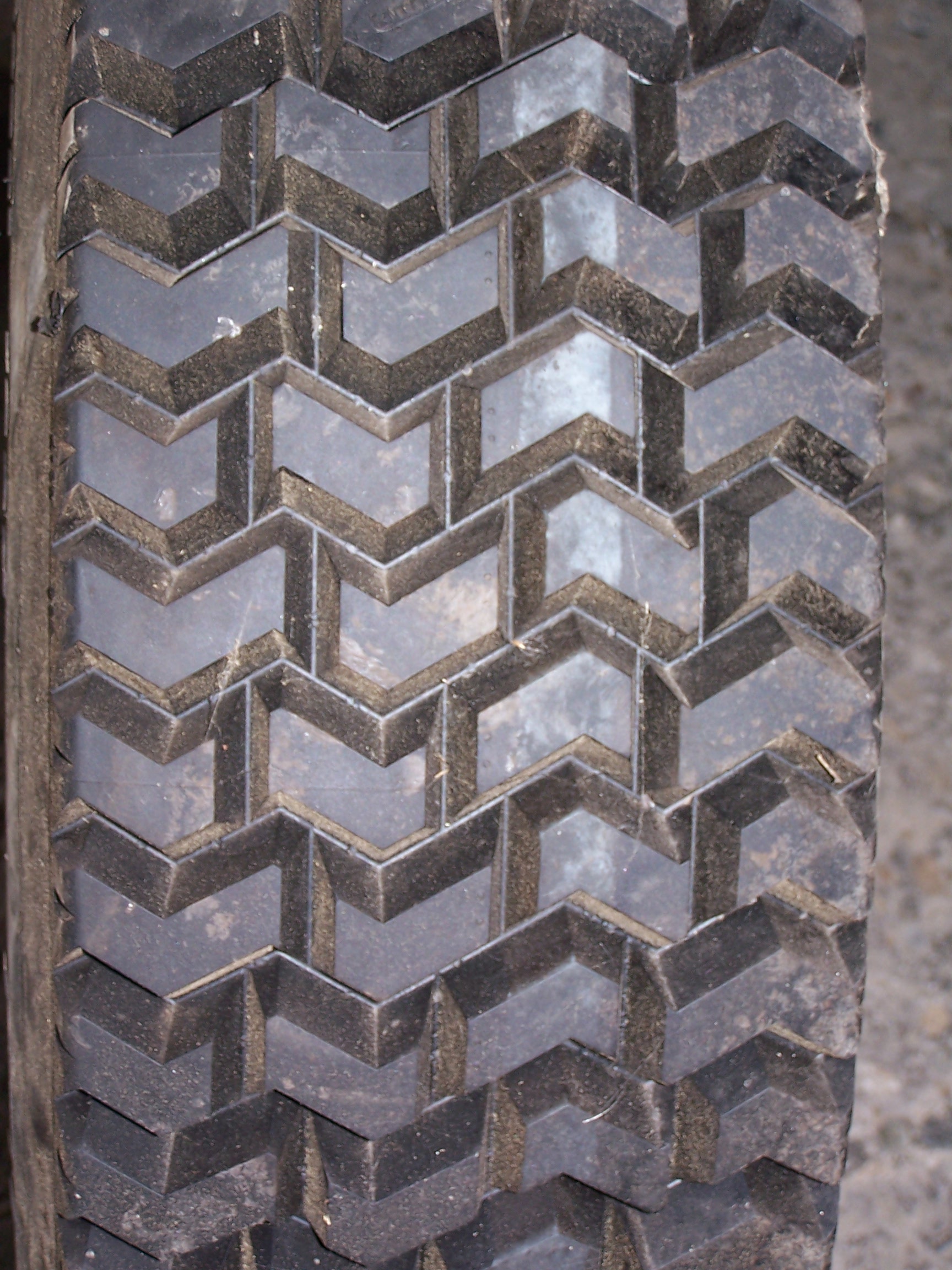 Protektor 12 R22,5 K50 + kostra Michelin