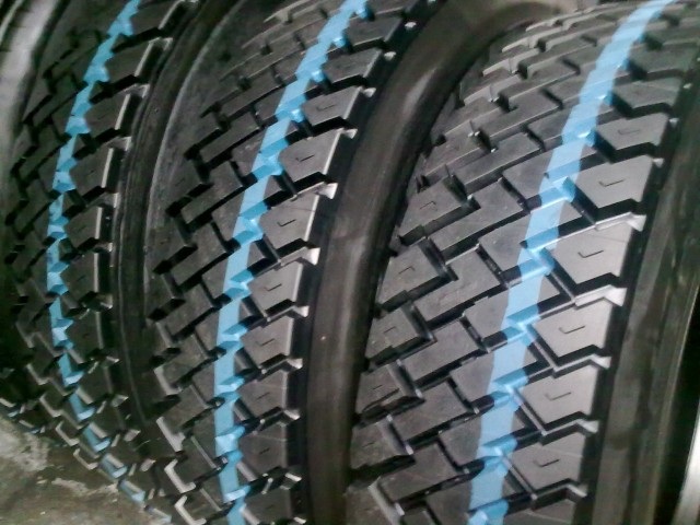Protektor 245/70R17,5 K26 + kostra Michelin, GoodYear, Continental